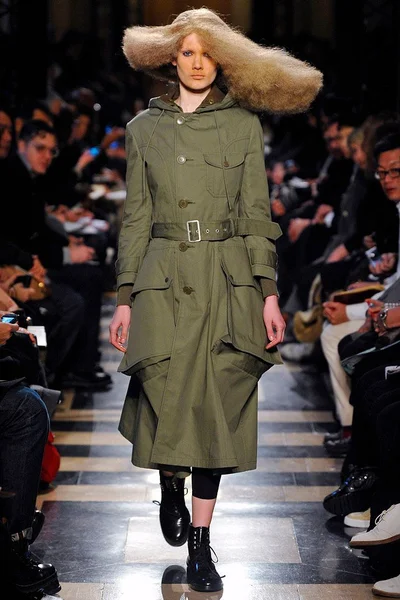 Look 14